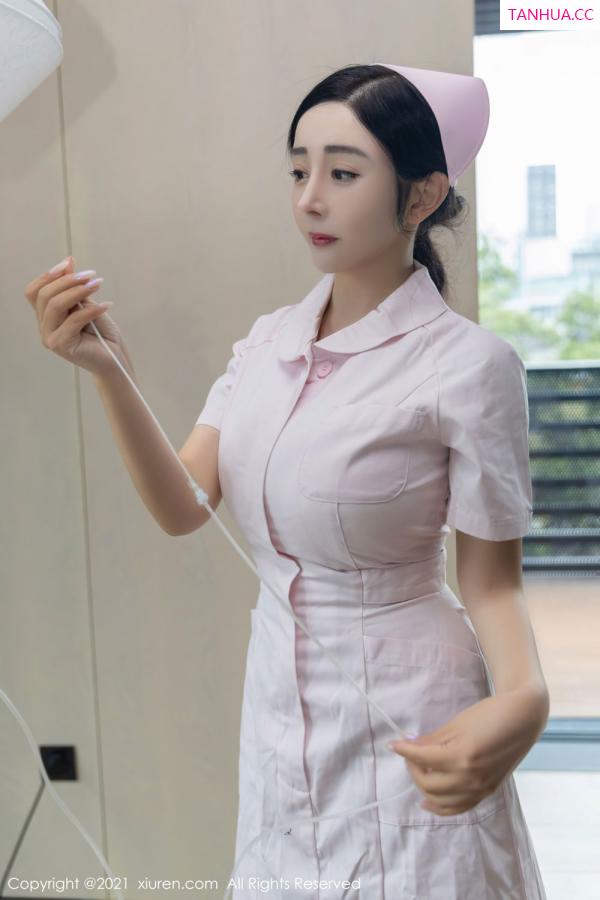 允薾  [XiuRen]高清写真图 2021.11.12 No.4209 模特合集第12张图片
